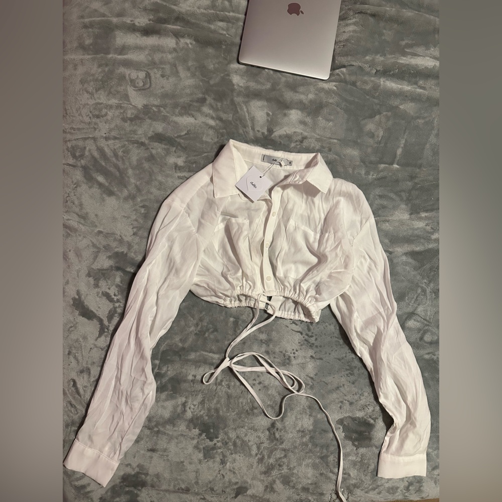 Adika cropped white button down blouse (M) BNWT